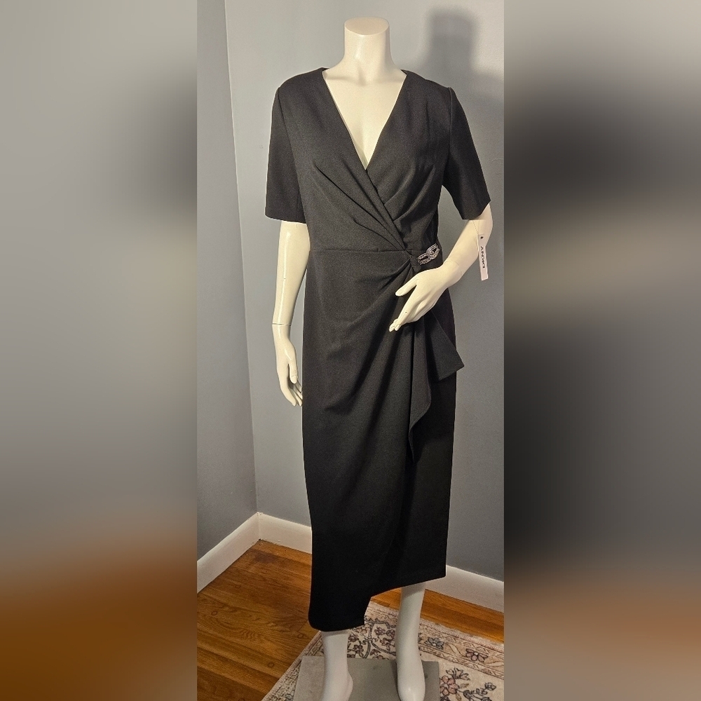 DKNY Black V-Neck Short Sleeve Wrap Midi Cocktail Dress w/ Pewter Detail Size 6